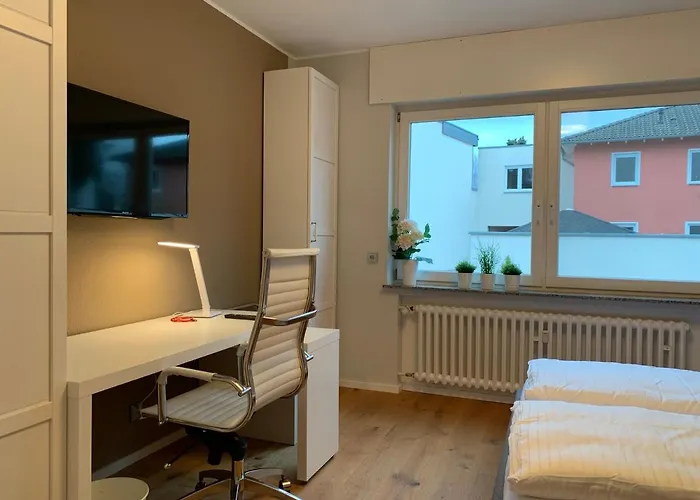 Appartement Koeln In Bornheim-sechtem, Naehe Phantasialand, Bruehl, Koeln, Bonn, Db-anschluss, Messe-koeln, Business-komfort